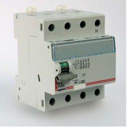 LEGRAND 411732 Дифференциальный выключатель, серия DX3, 25A, 500mA, 4-полюсный, тип АС
