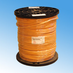 Belden 3078F 0031000 (305 м) Кабель промышленный DataBus, 1x2x22 AWG (7x30), экран Beldfoil, многожильный (stranded), (-40°С - +75°С), PVC, оранжевый (цена за 1 м)
3078F