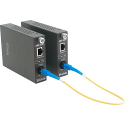 D-Link DMC-920R WDM медиаконвертер с 1 портом 10/100Base-TX и 1 портом 100Base-FX с разъемом SC (ТХ: 1310 нм, RX: 1550 нм) для одномодового оптического кабеля (до 20 км)
