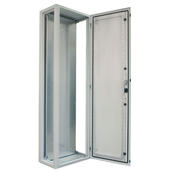ZPAS WZ-1951-01-24-011 Корпус электрического шкафа серии SZE2, 1800x600x500мм (ВхШхГ) с передней дверью, задней панелью, с монтажной панелью, цвет серый (RAL 7035) (WZ-3820-01-24-011)Электрические шкафы серии SZE2