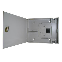 КНз-8-ST(FC)-1КУ Бокс оптический настенный на 8 ST(FC) со сплайс пластиной (без пигтейлов и проходных адаптеров)