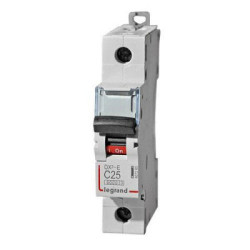 LEGRAND 407672 Автоматический выключатель, серия DX3, С25A, 10kA, 1-полюсный